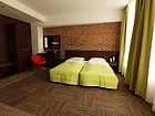 http://www.odkryjpolske.pl/admin/datastore/upload/place/3_room_artus_s.jpg