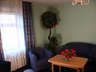 http://www.odkryjpolske.pl/admin/datastore/upload/place/e_poniatradom_room_small.jpg