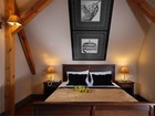 http://www.odkryjpolske.pl/admin/datastore/upload/place/f_rezholland_room_small.jpg