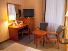 http://www.odkryjpolske.pl/admin/datastore/upload/place/f_room4_chair_PodO_BYD_small.jpg