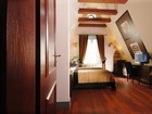 http://www.odkryjpolske.pl/admin/datastore/upload/place/h_rezholland_room_small.jpg